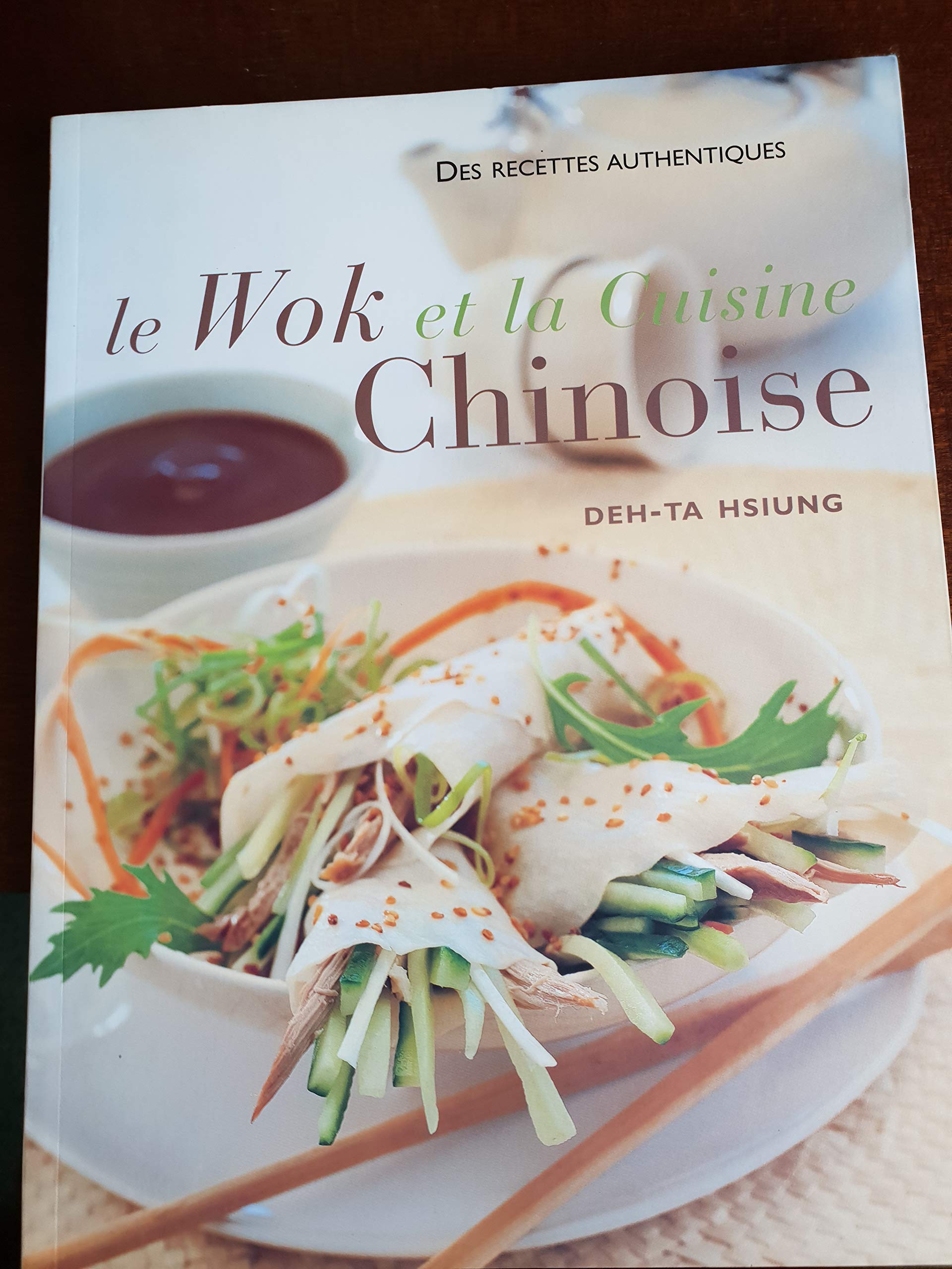 Le wok et la cuisine chinoise Books