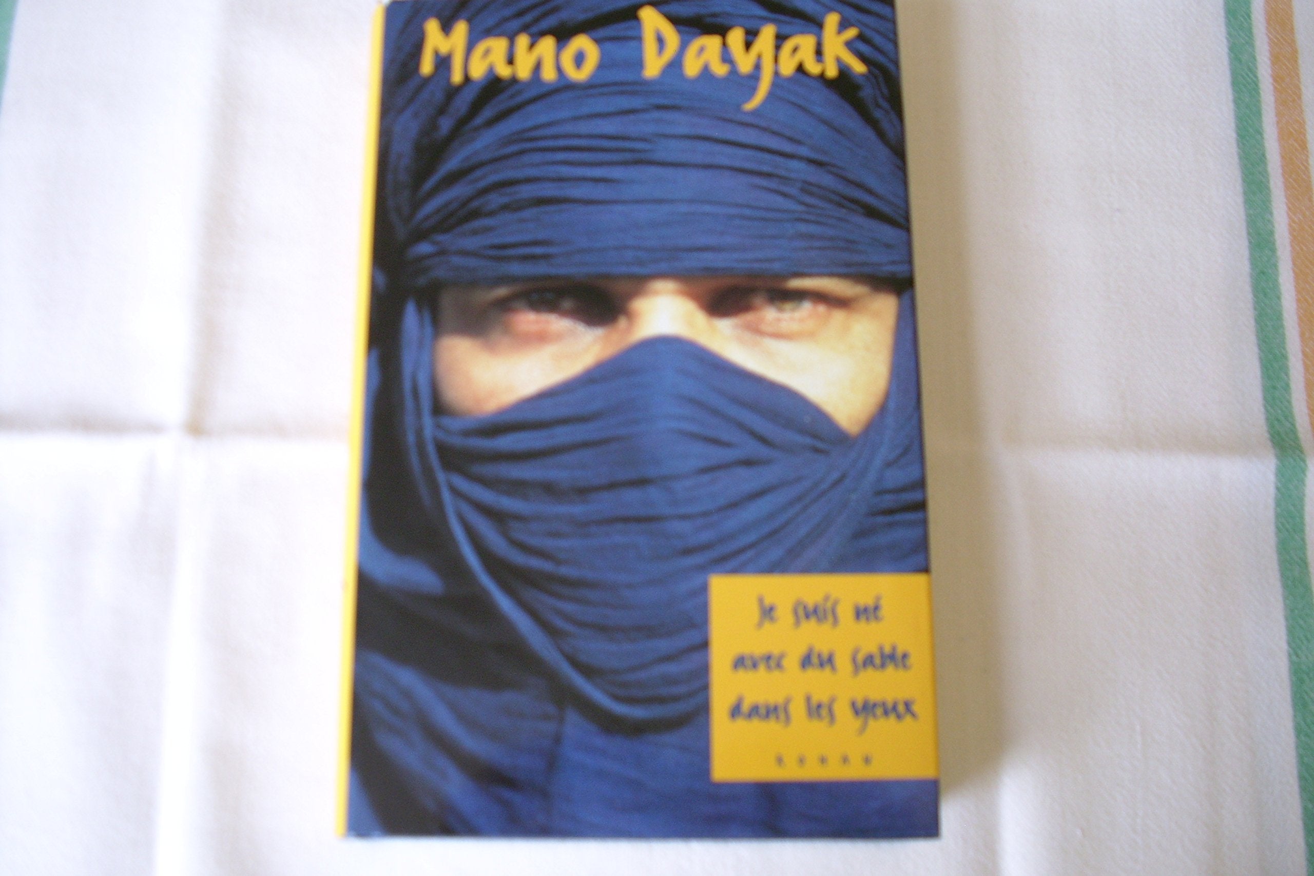Je suis né avec du sable dans les yeux book