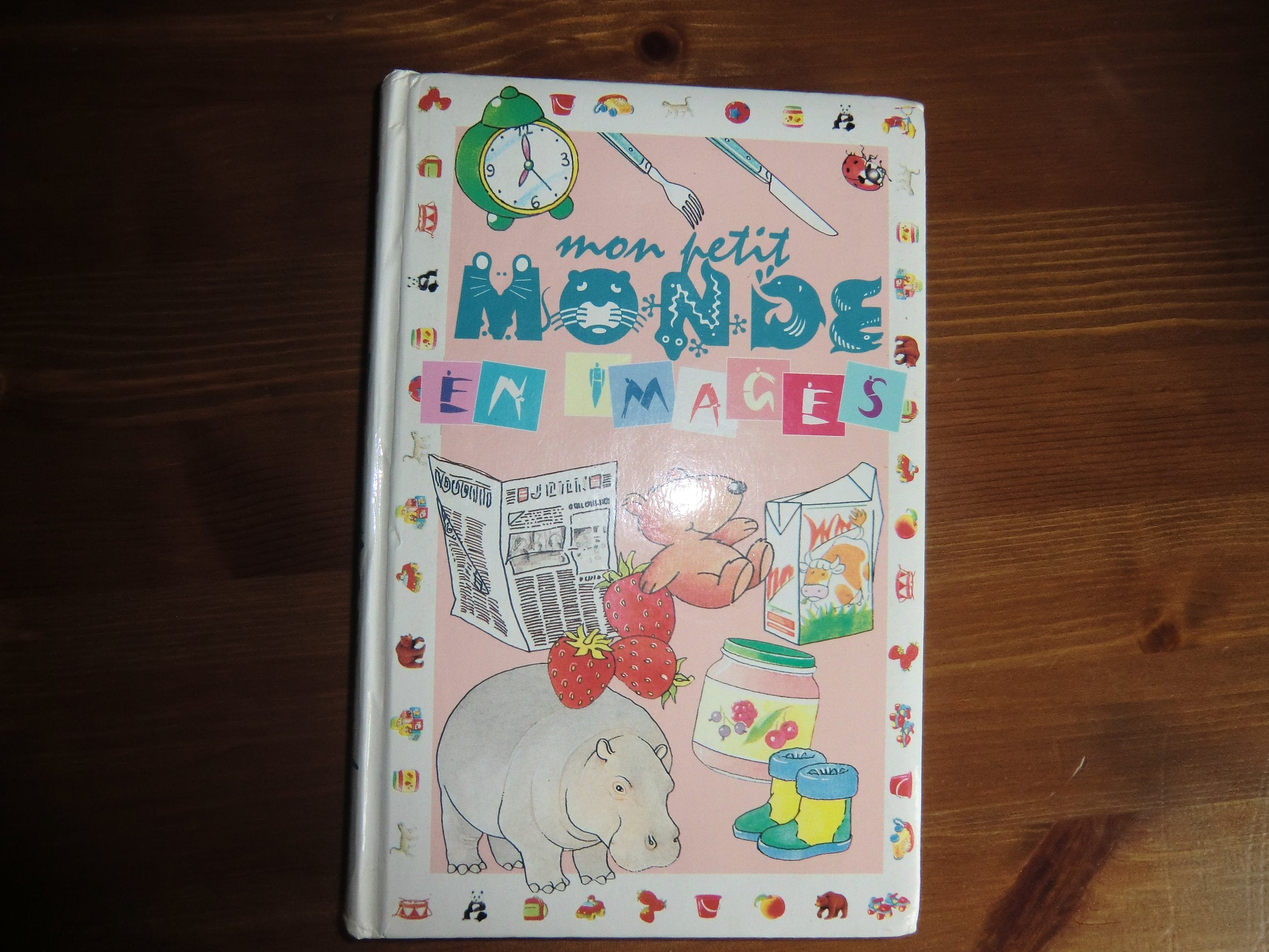 Mon petit monde en images Books