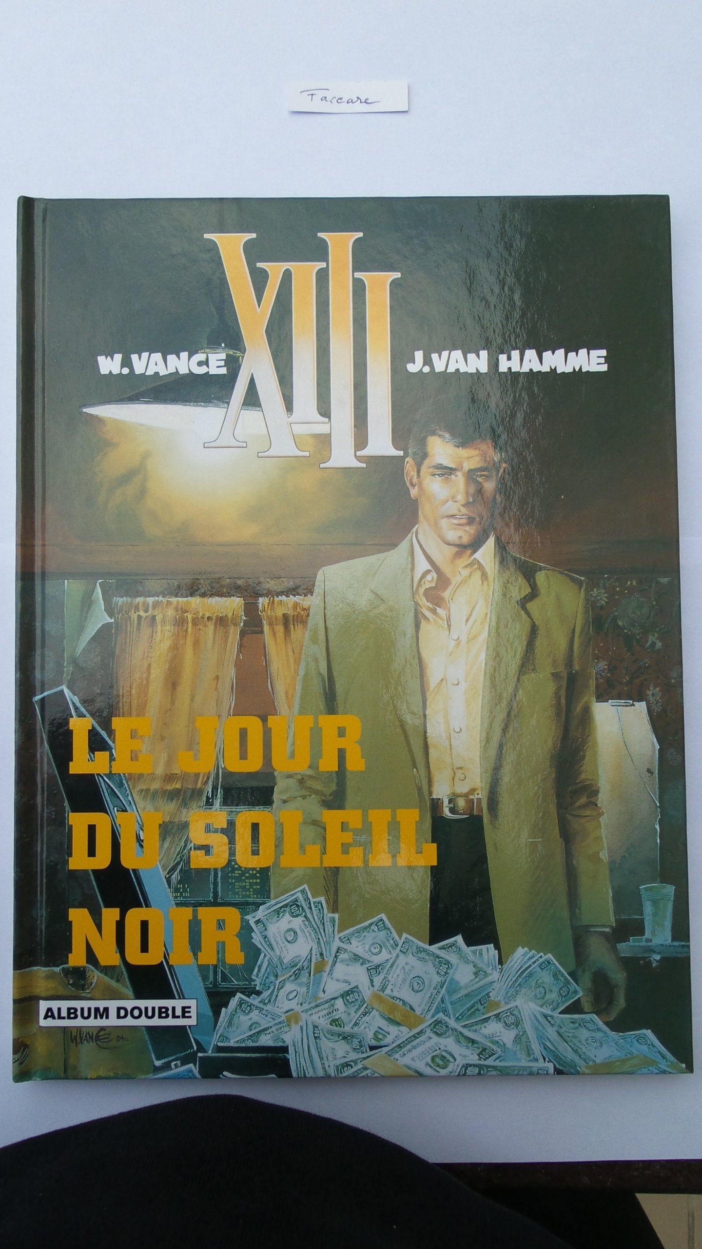 XIII. Le jour du soleil noir. La, ou va l'Indien... (Album double). Books