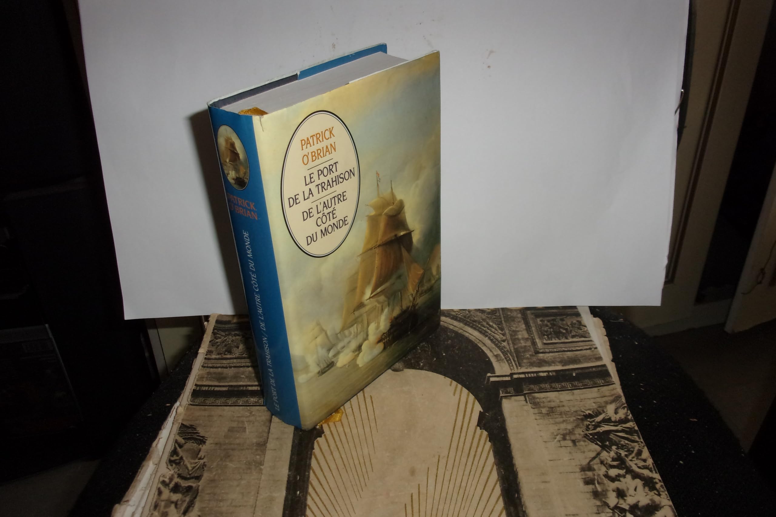 Le port de la trahison De l'autre côté du monde book