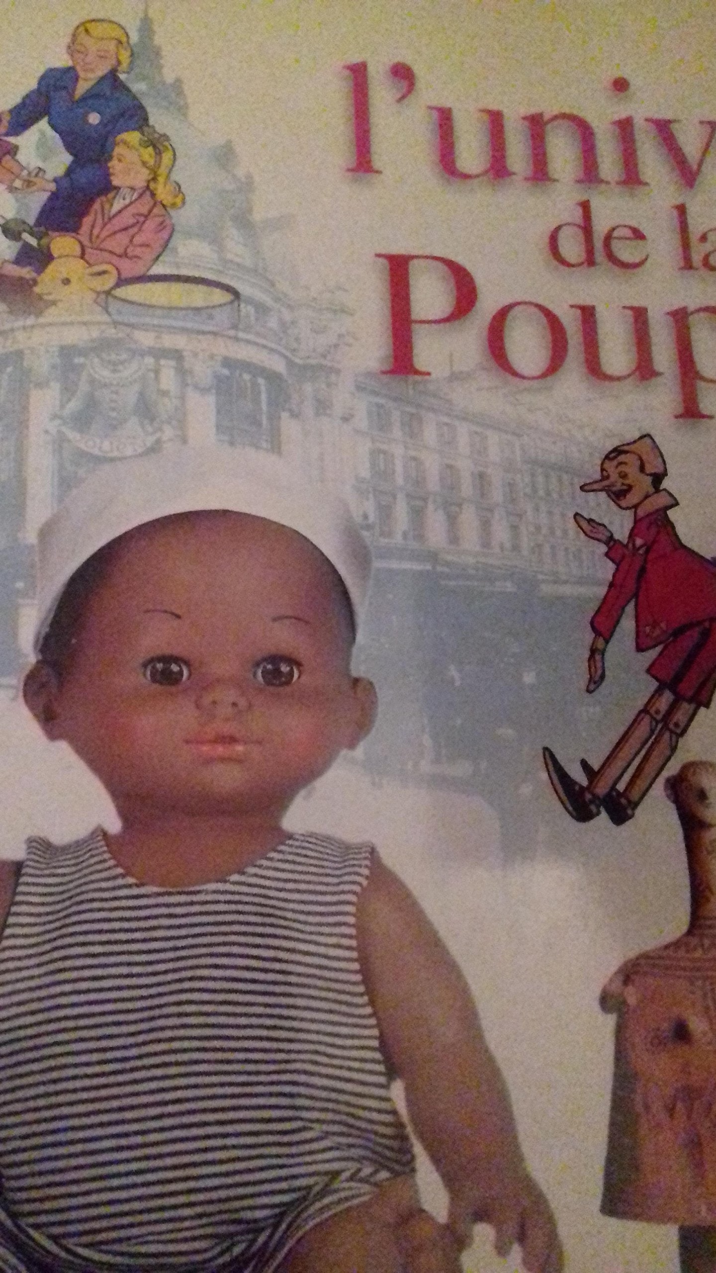 L'UNIVERS DE LA POUPEE Books