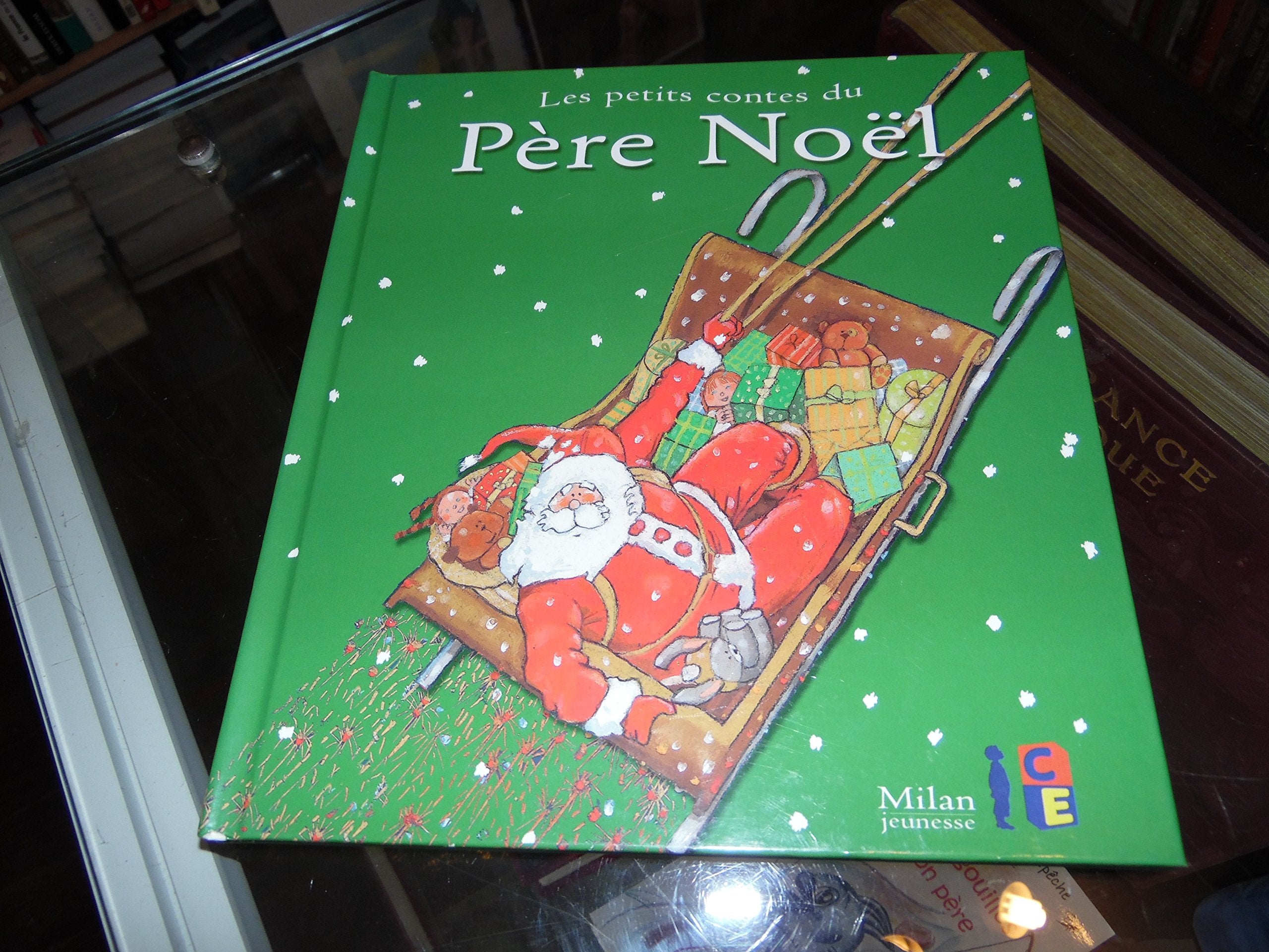 Les petites contes du père Noël book