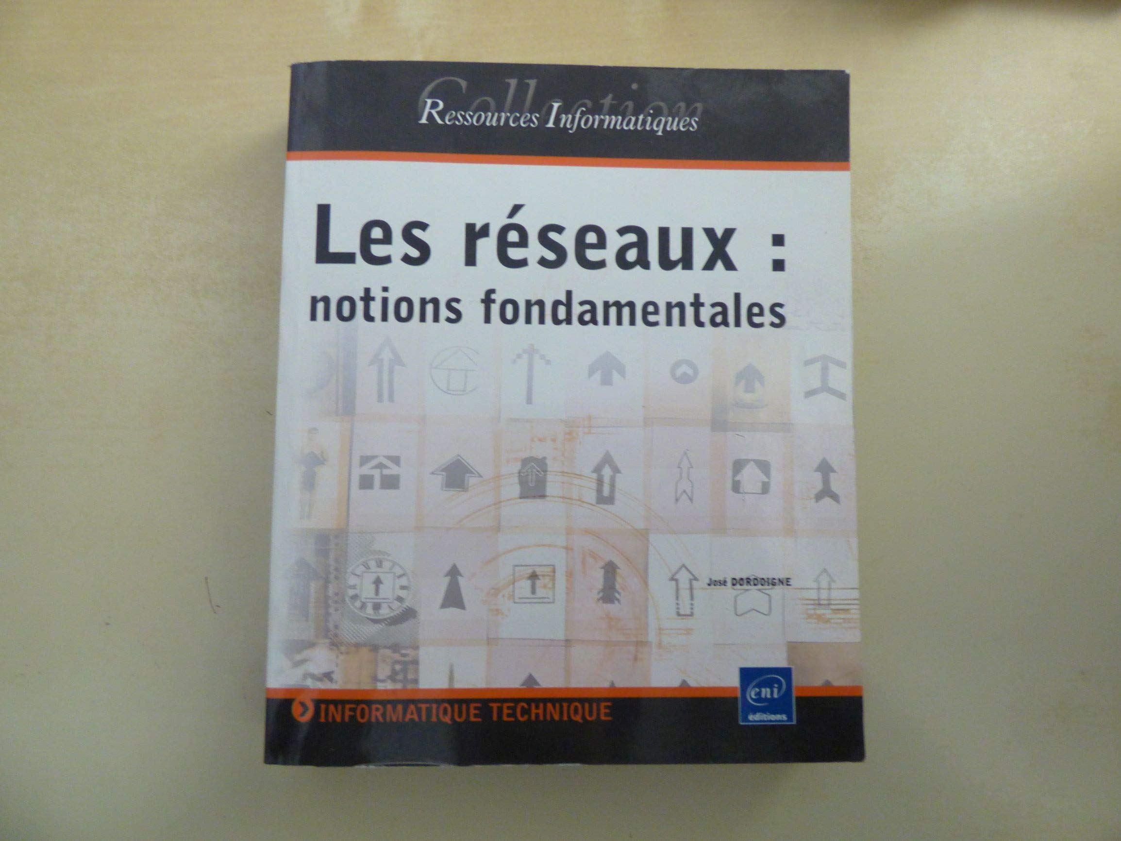 Les réseaux : Notions fondamentales book