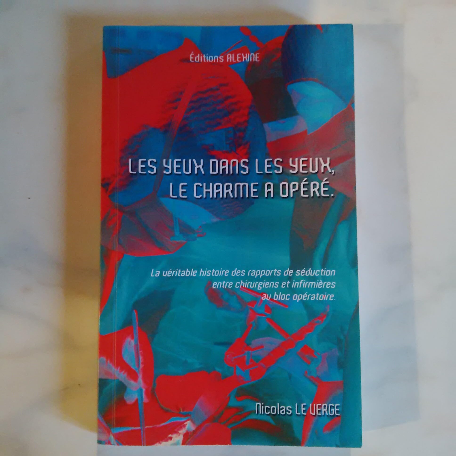 Les yeux dans les yeux , le charme a opéré book