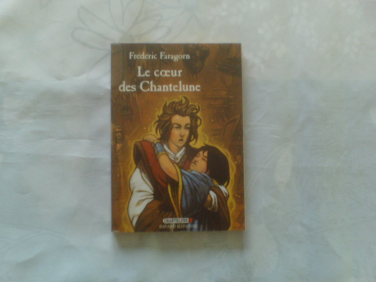 Chantelune, tome 3 : Le Coeur des Chantelune book