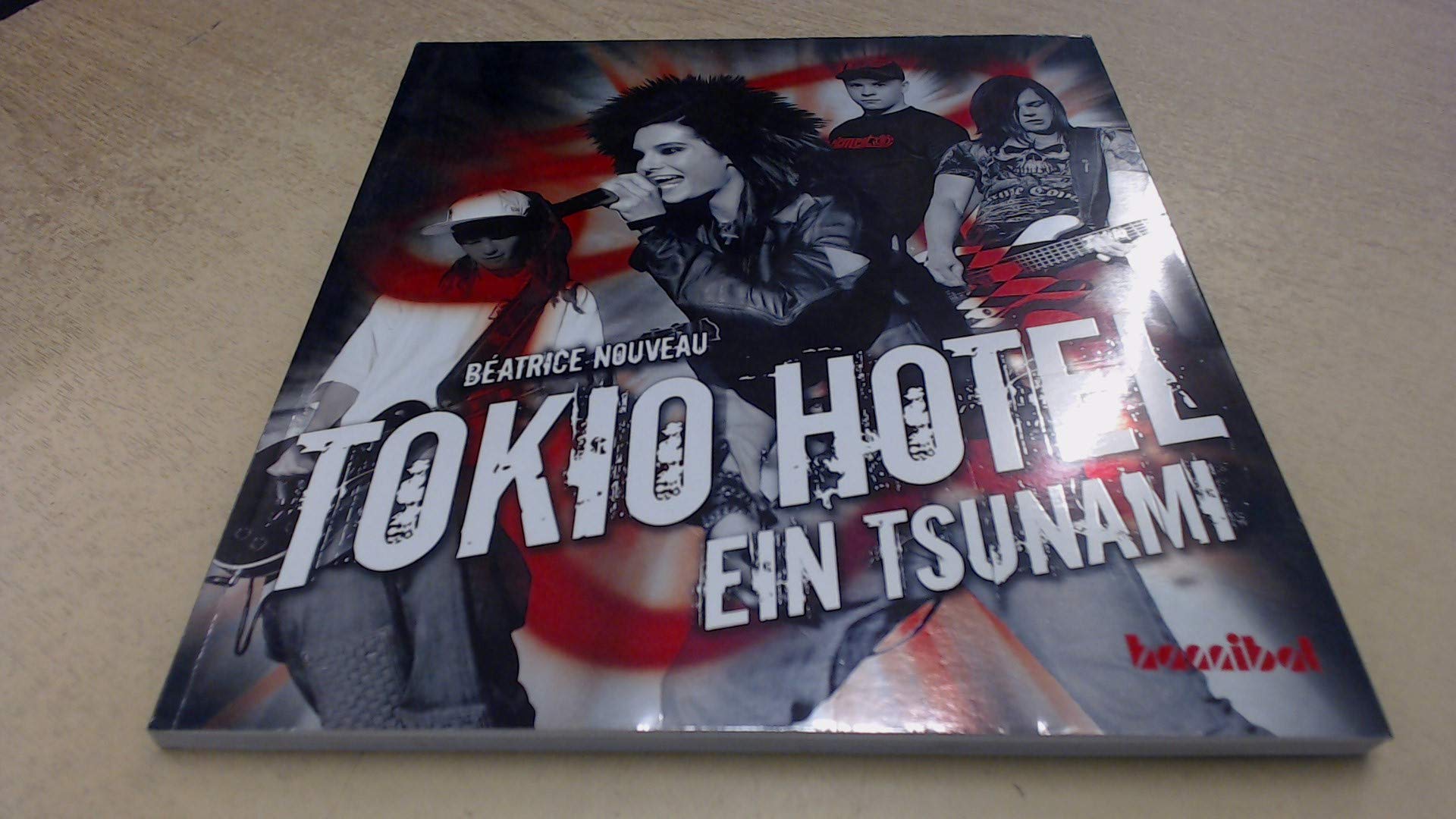 Tokio Hotel le tsunami book