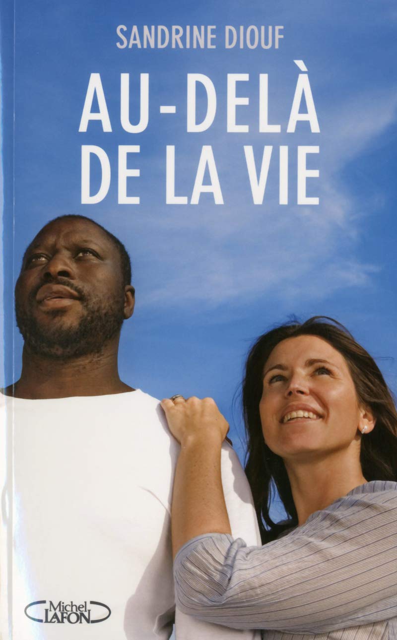 Au-delà de la vie Essays & Short Stories