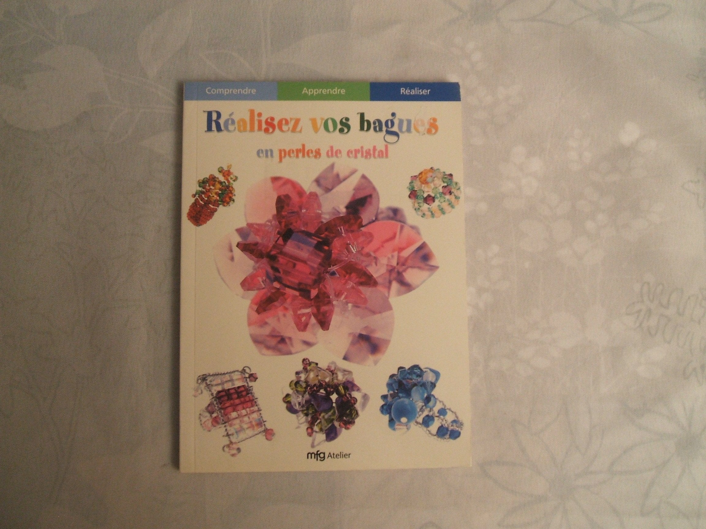 Réalisez vos bagues en perles de cristal Books