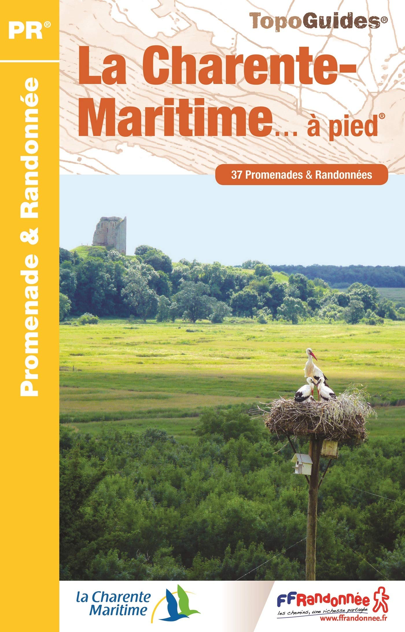 Charente - Maritime à pied 37PR (D017): 37 promenades & randonnées Leisure, Home & Garden
