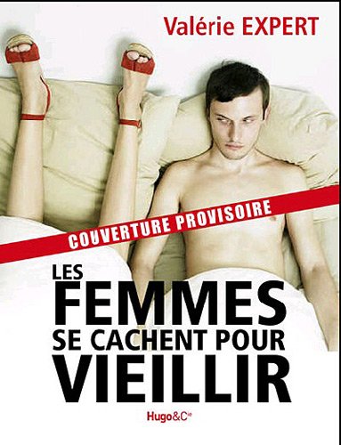 Femmes se cachent pour vieillir book