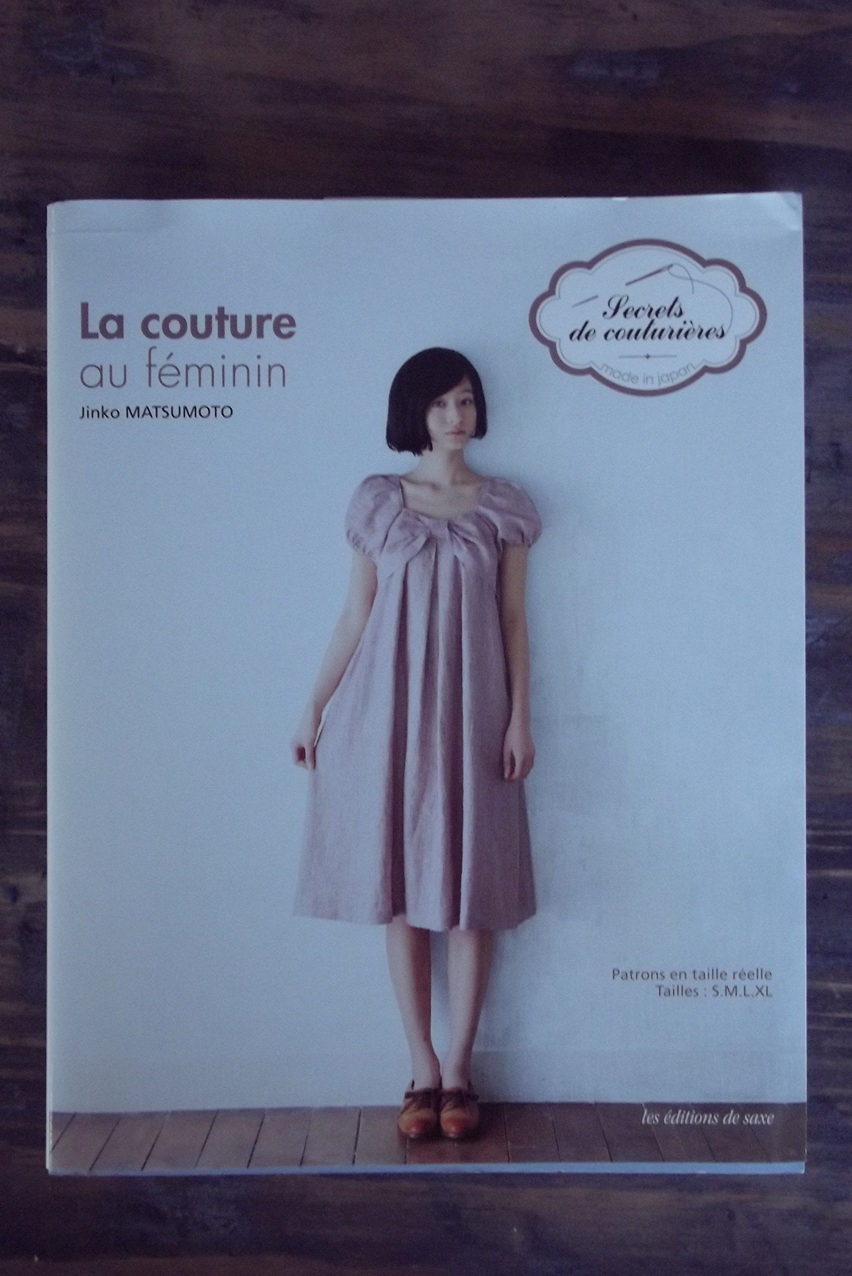 La couture au féminin Books
