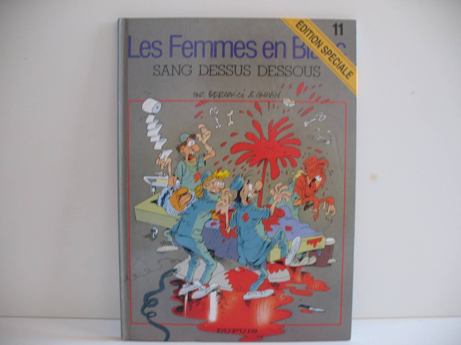 Femmes en blanc n11 sang dessus dessous c (Fonds) Books
