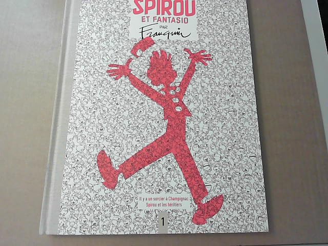 SPIROU ET FANTASIO. Il y a un sorcier à Champignac-Spirou et les héritiers book