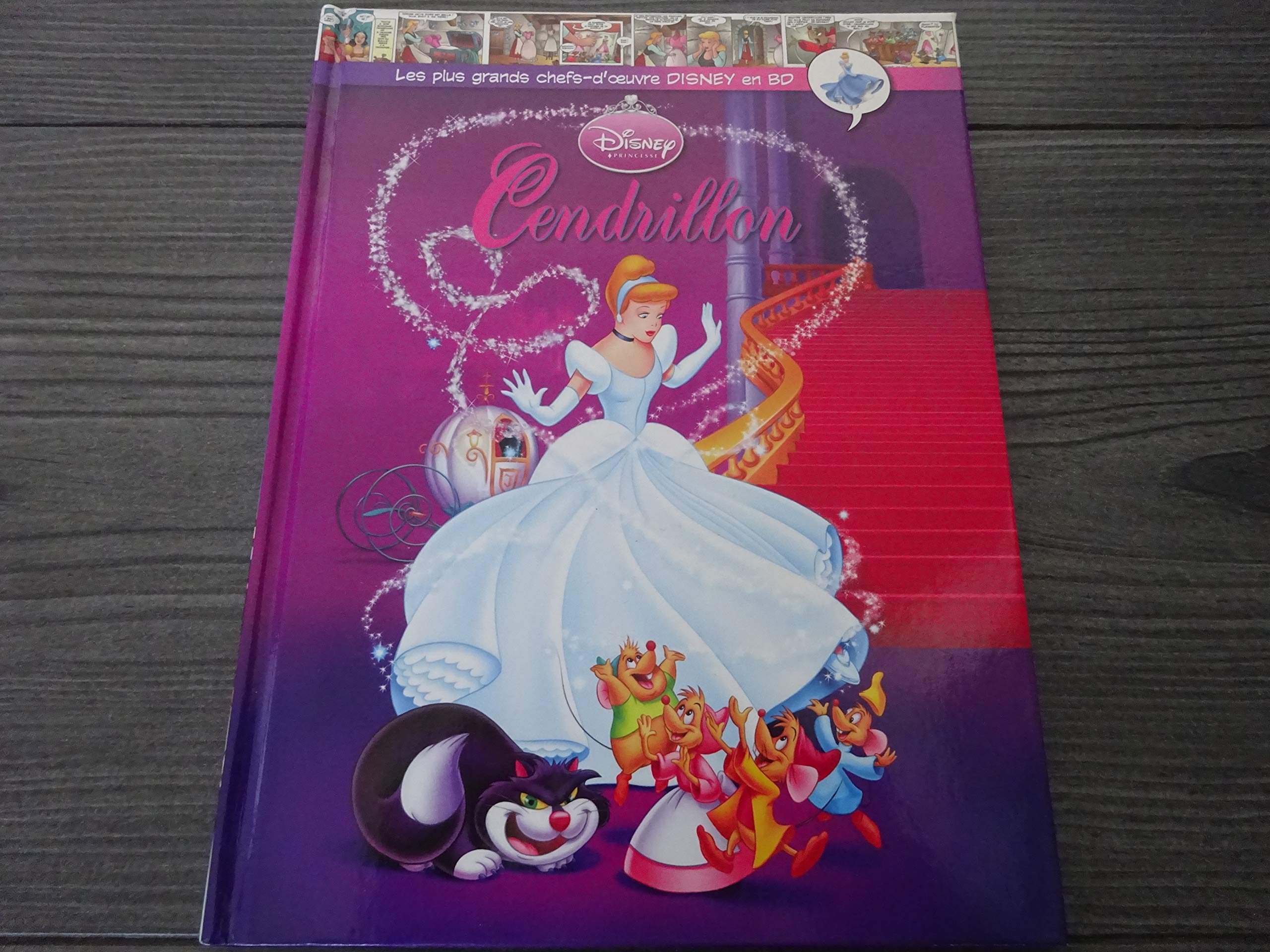 Cendrillon , les plus grands chefs-d'oeuvre Disneu en BD book