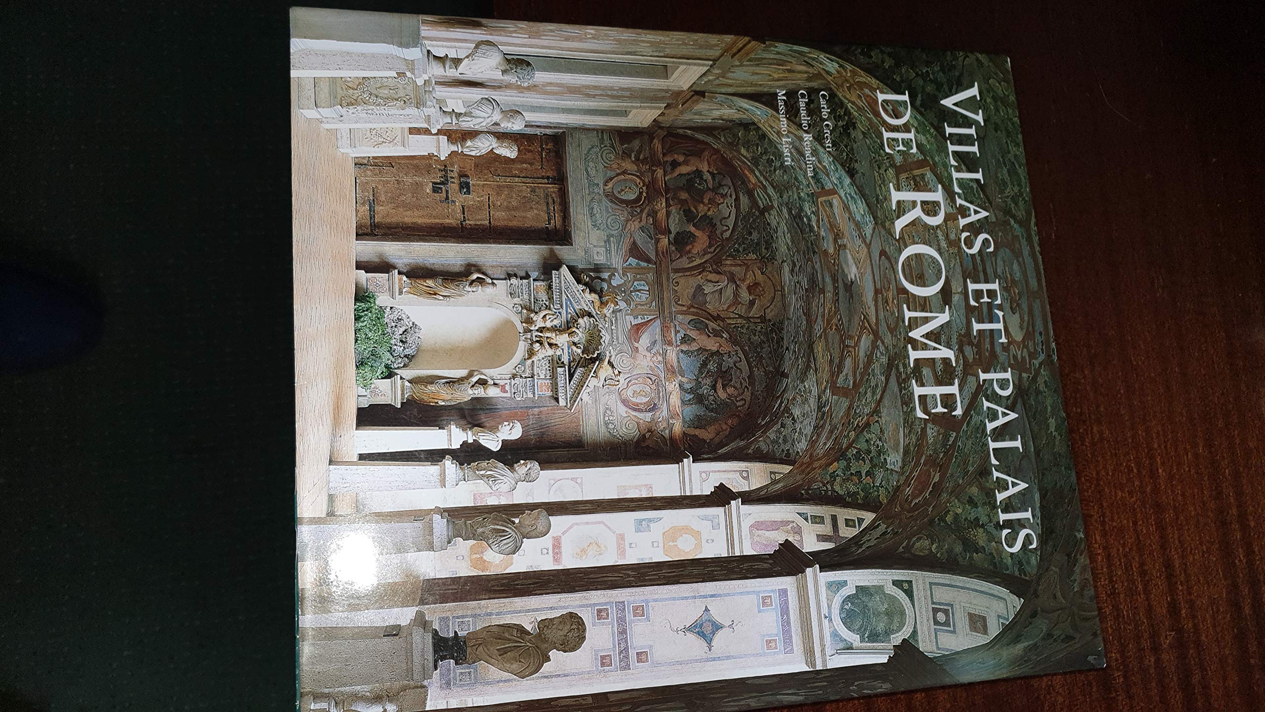 Villas et palais de Rome (Ancien prix éditeur : 90 euros) book