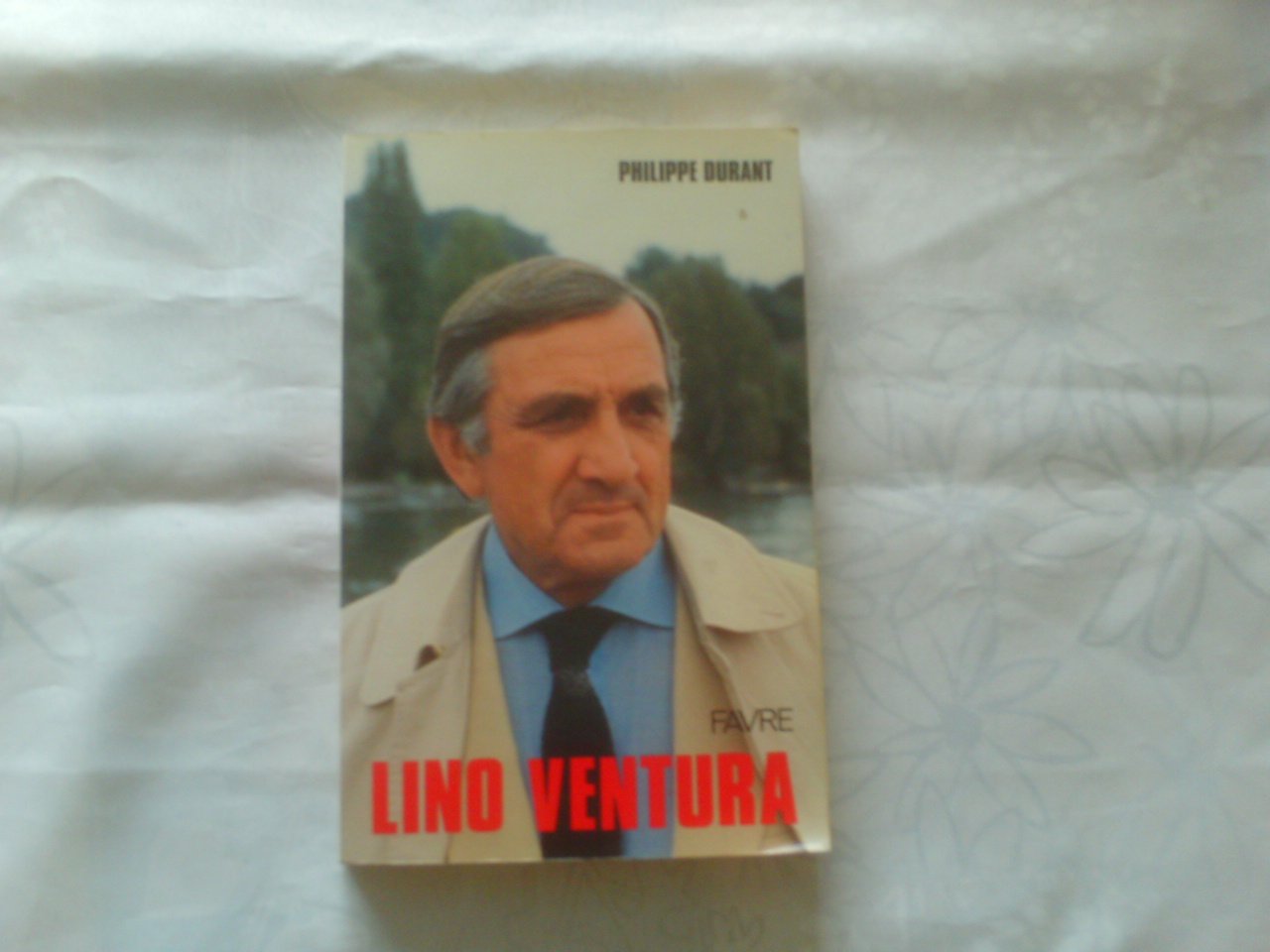 Lino Ventura Books