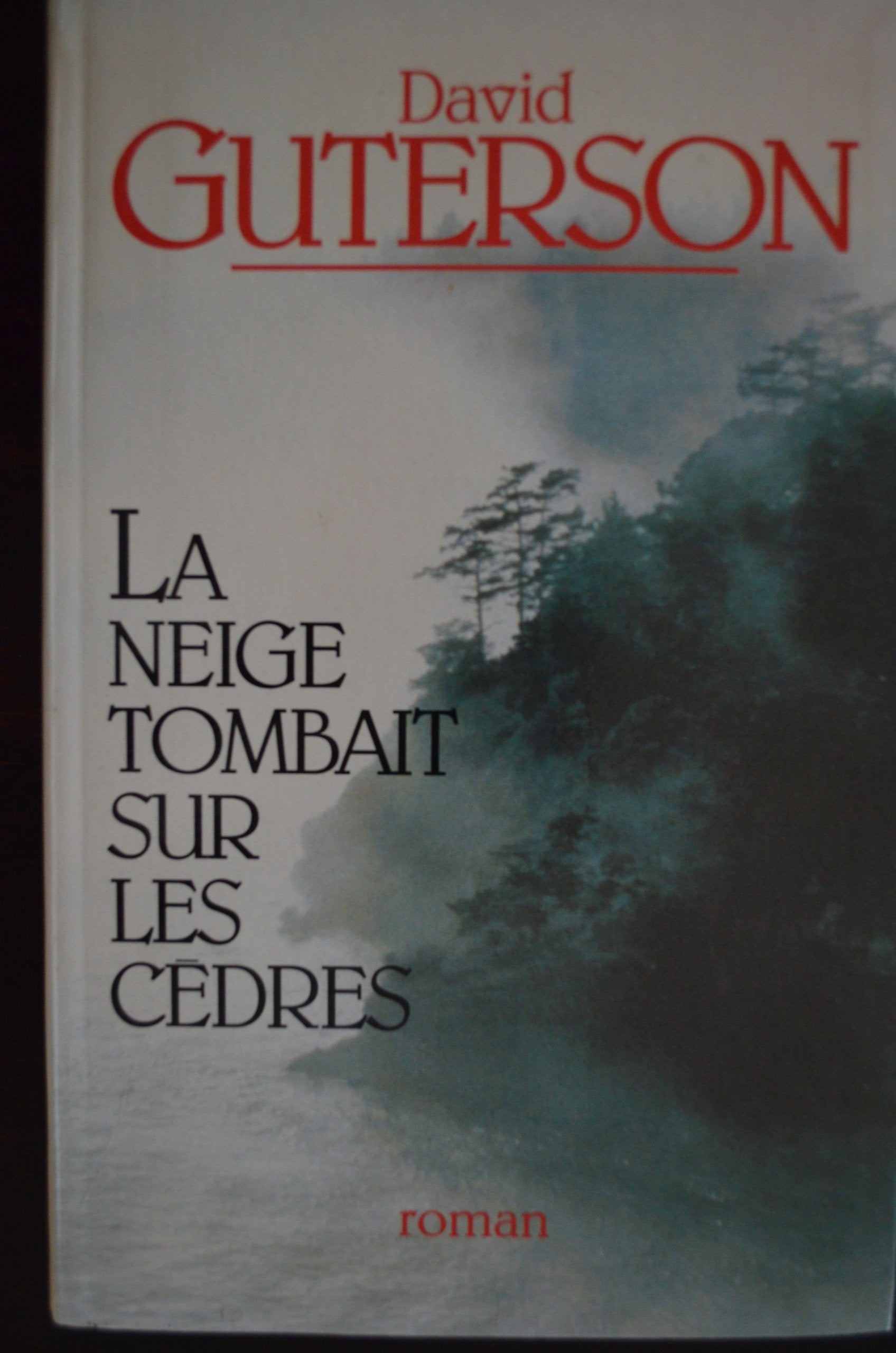 La neige tombait sur les cèdres: Tome 1 book