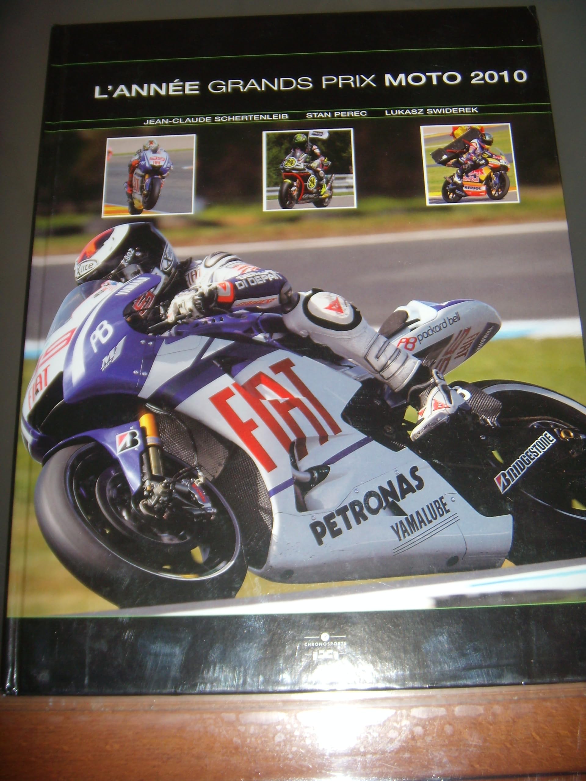 Formula 1 Yearbook 2009-10 (FORMULA 1 WORLD CHAMPIONSHIP YEARBOOK) Reference Books