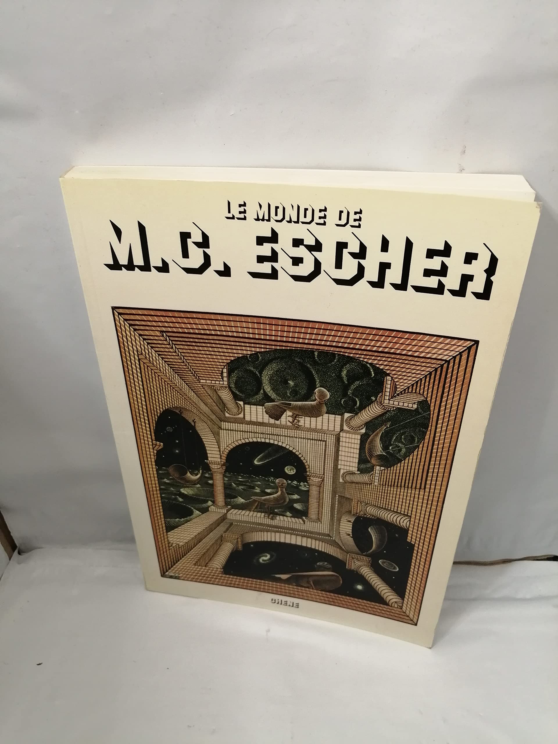 Le monde de MC Escher: L'oeuvre de MC Escher book