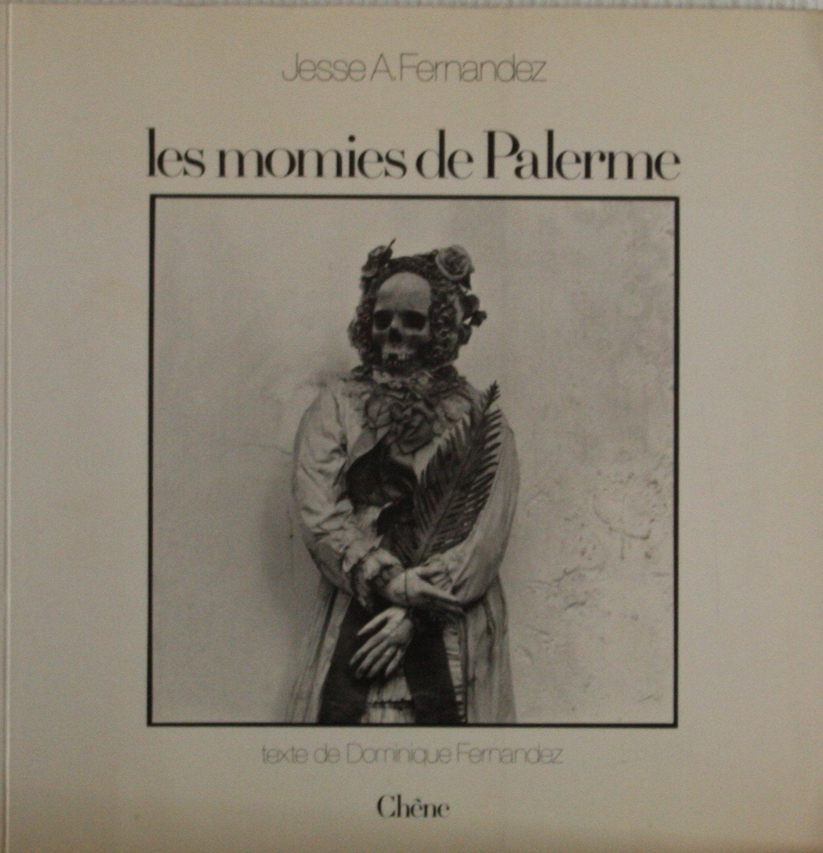 Les Momies de Palerme Books