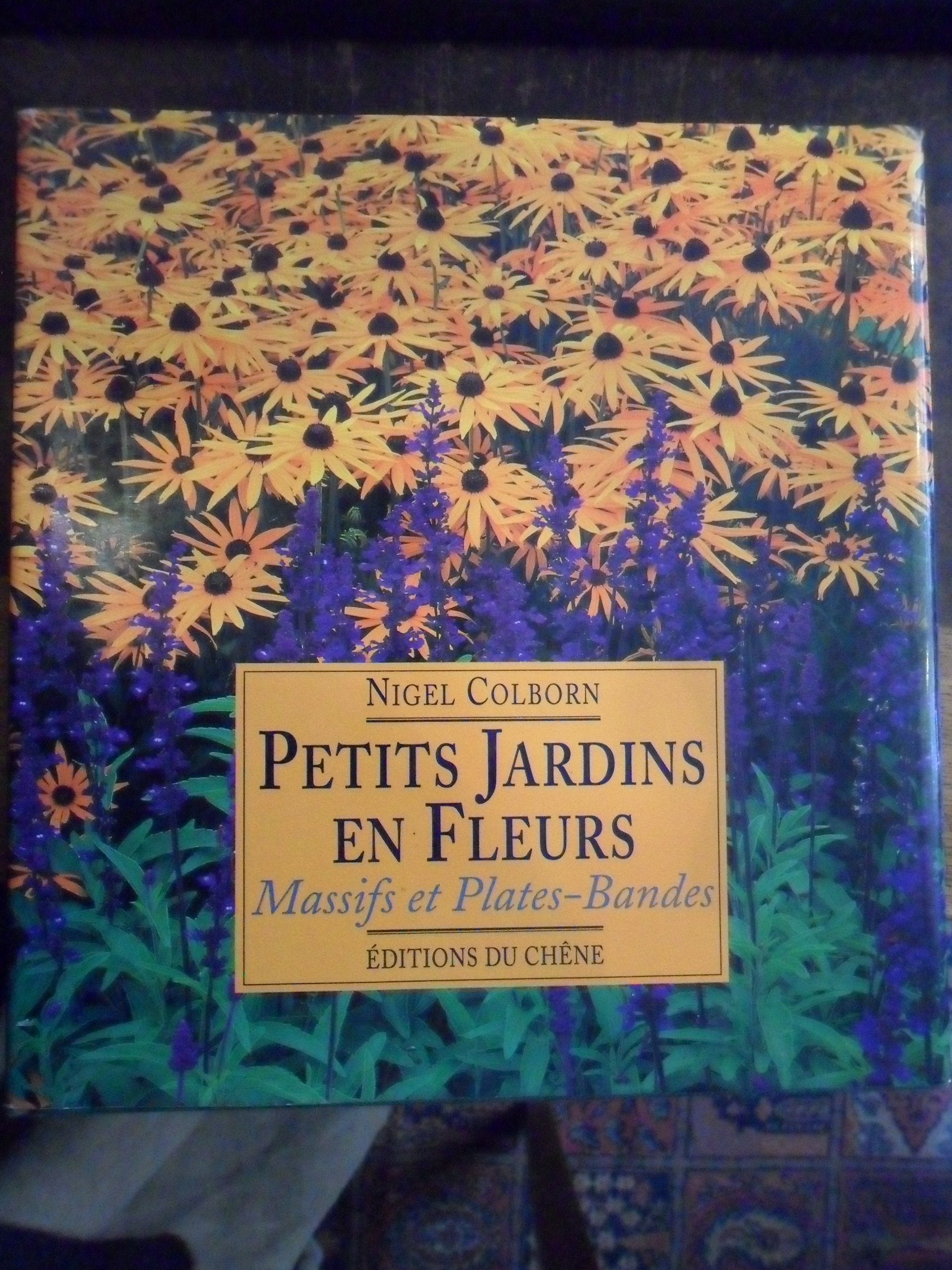 Petits jardins en fleurs: Massifs et plates-bandes book