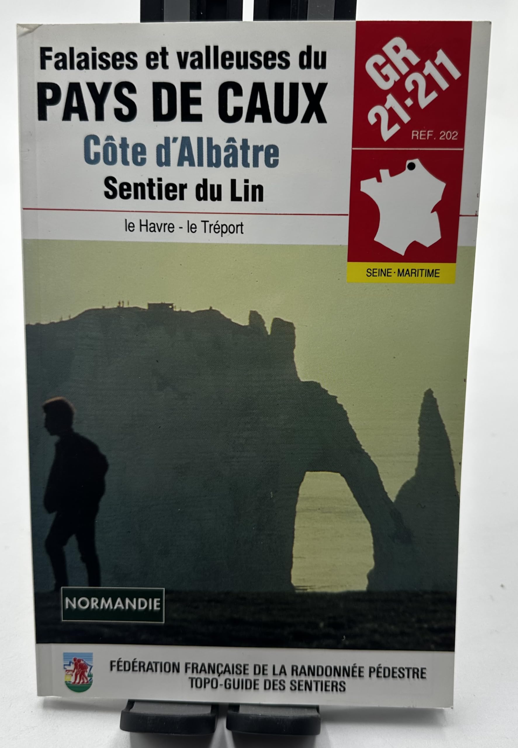 GR 21-211-212-25: Falaises et valleuses du pays de Caux, Côte d'Albâtre, sentier du lin... Leisure & Fun