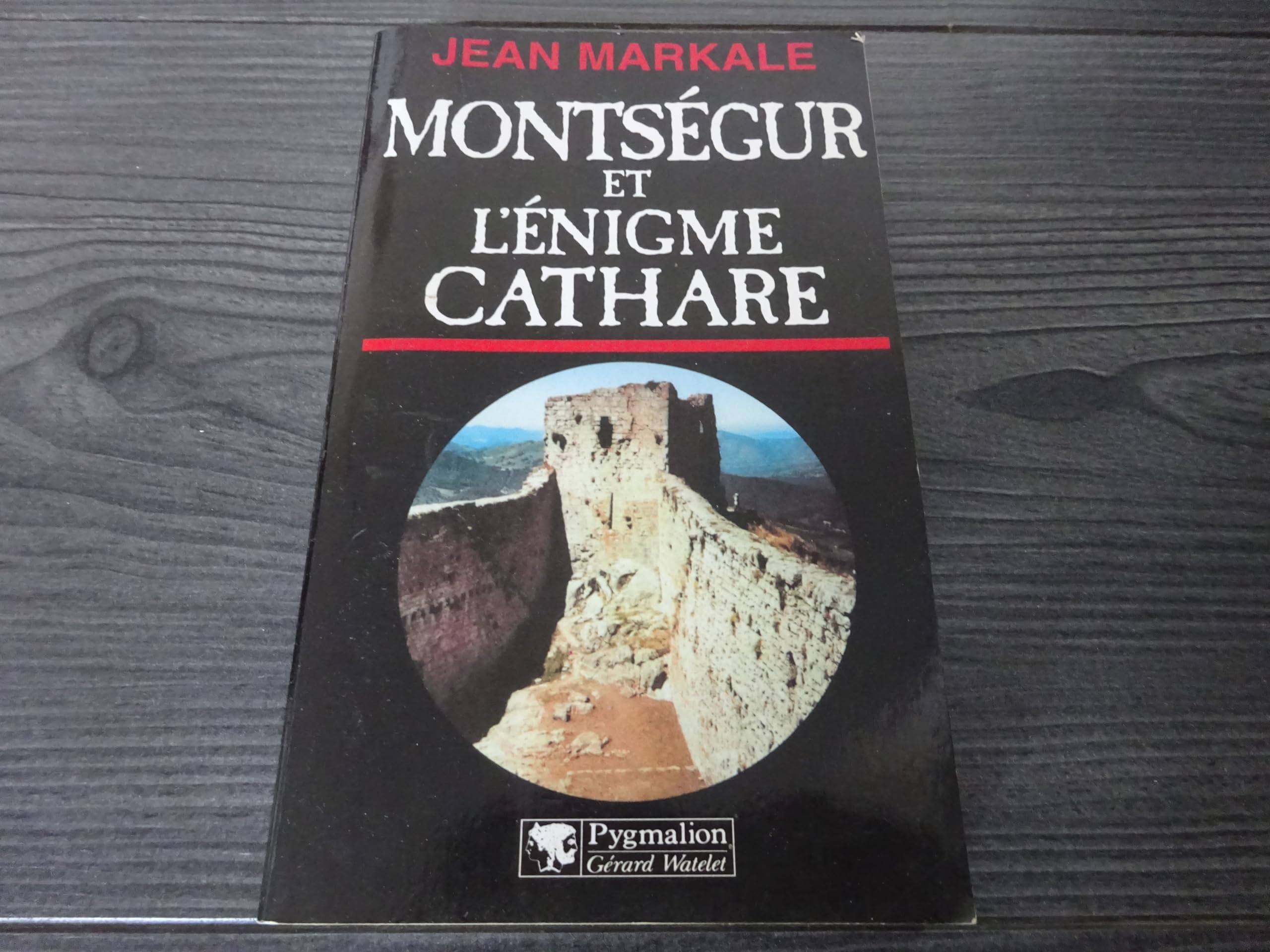 Montségur et l'énigme Cathare book