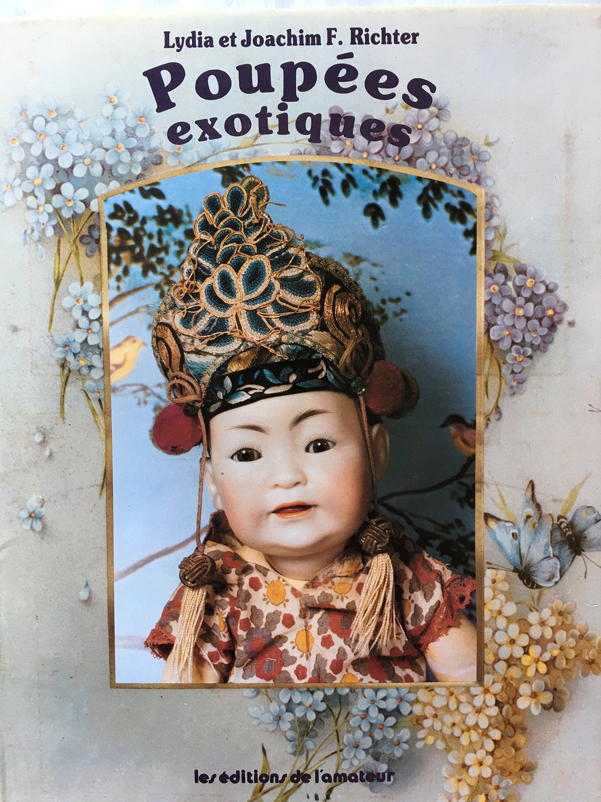 Poupées exotiques book