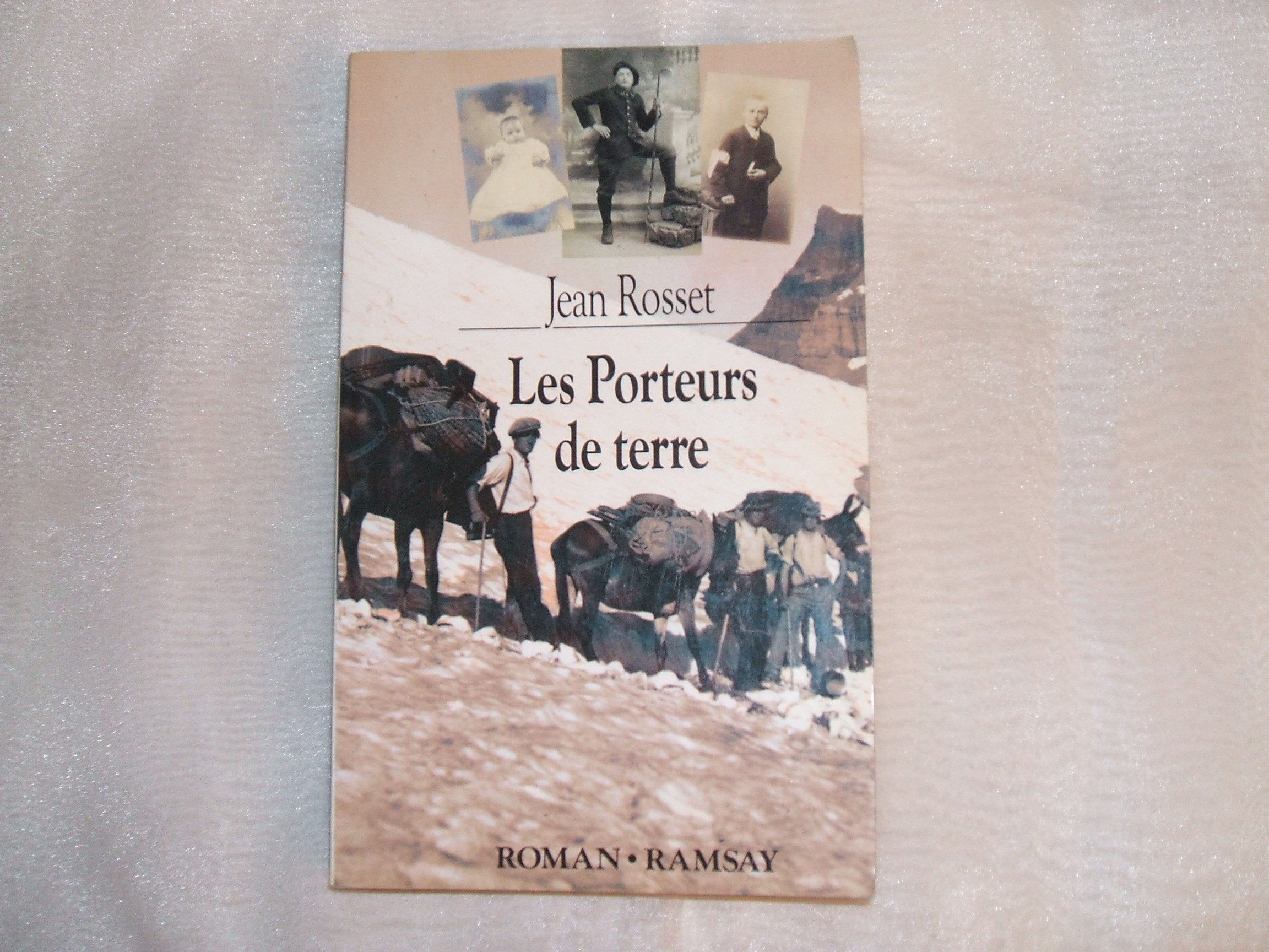 Les porteurs de terre / roman book