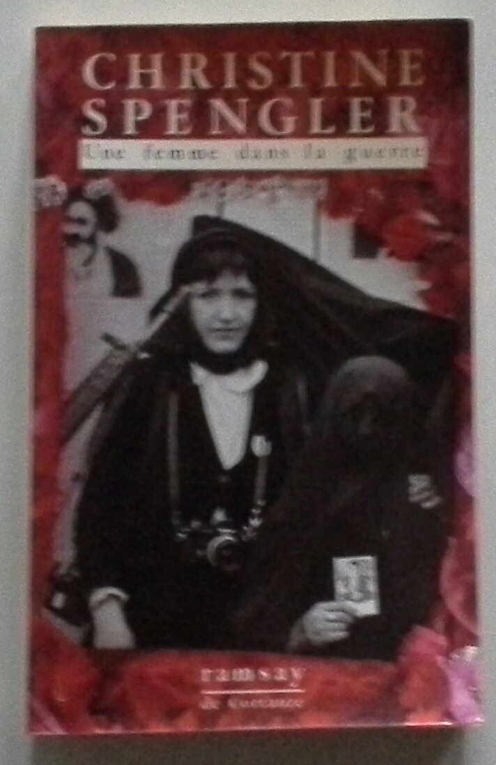 Une femme dans la guerre (Document) Books