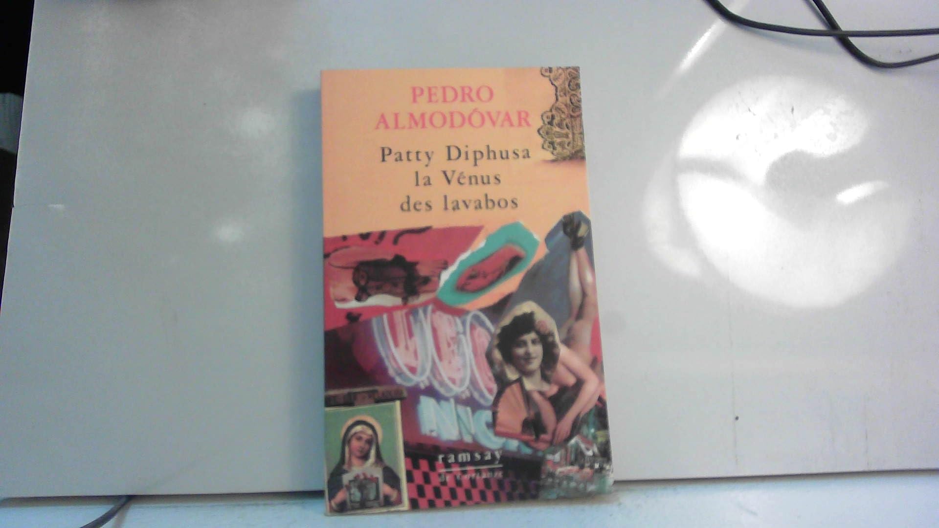 Patty diphusa, la venus des lavabos book