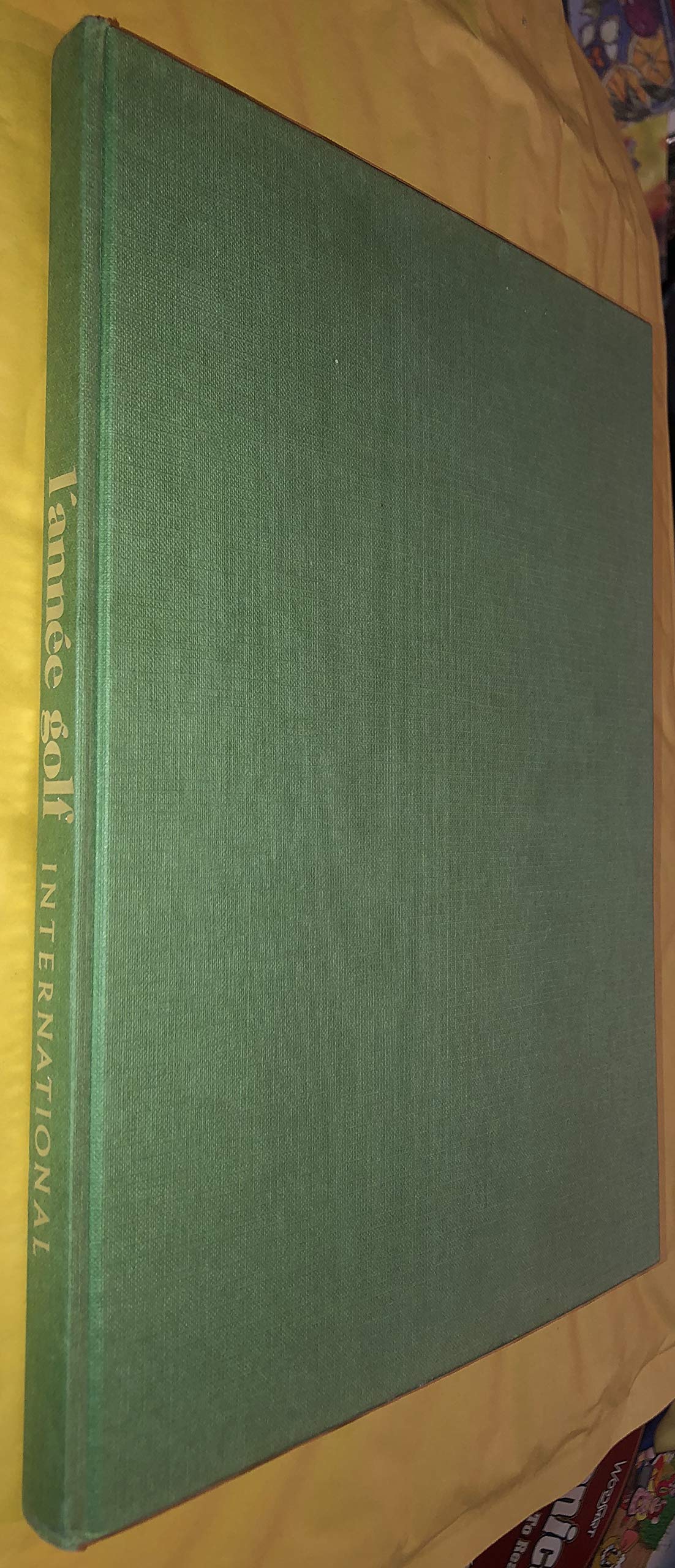 L'Année golf international 82/83 book