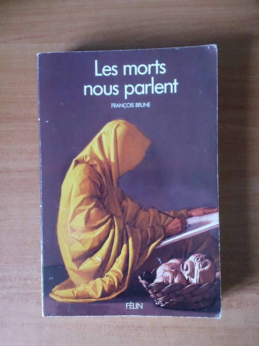 Les Morts nous parlent Books
