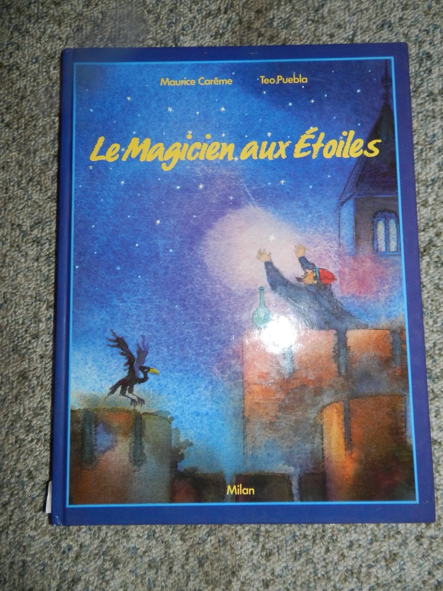 Le magicien aux étoiles Books
