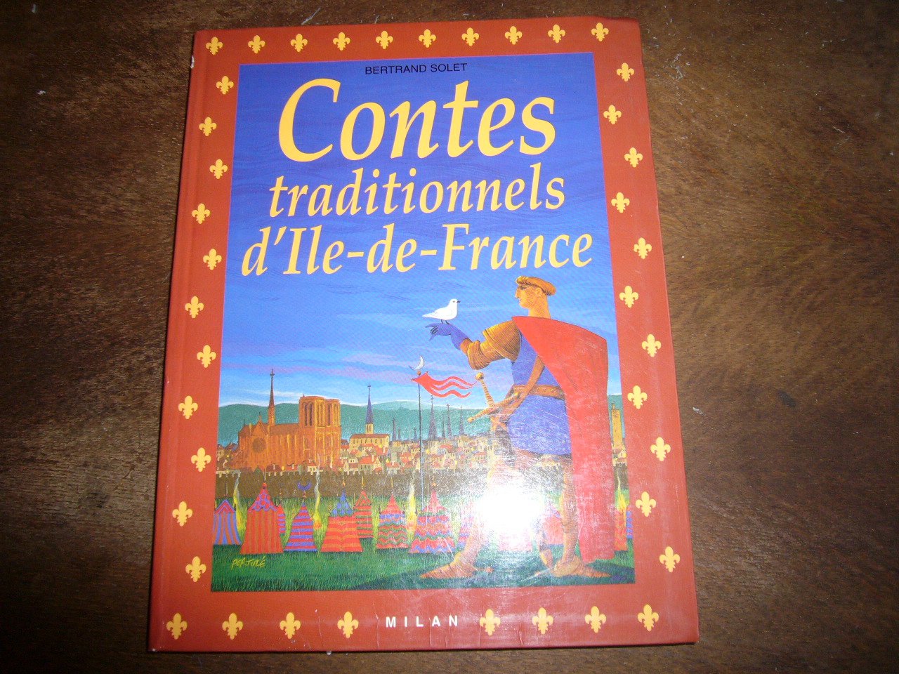 Contes traditionnels d'Ile-de-France book