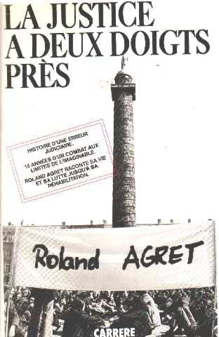 La Justice à deux doigts près book