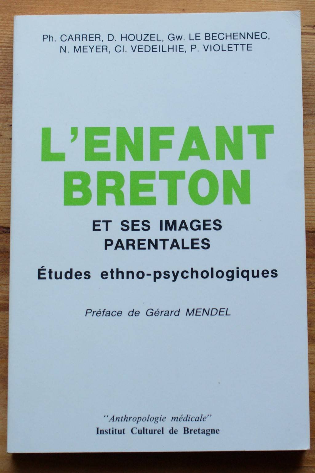 L'Enfant breton et ses images parentales book