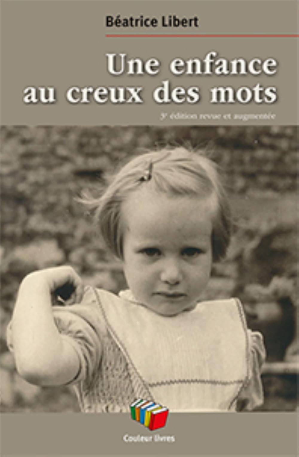 Une enfance au creux des mots book