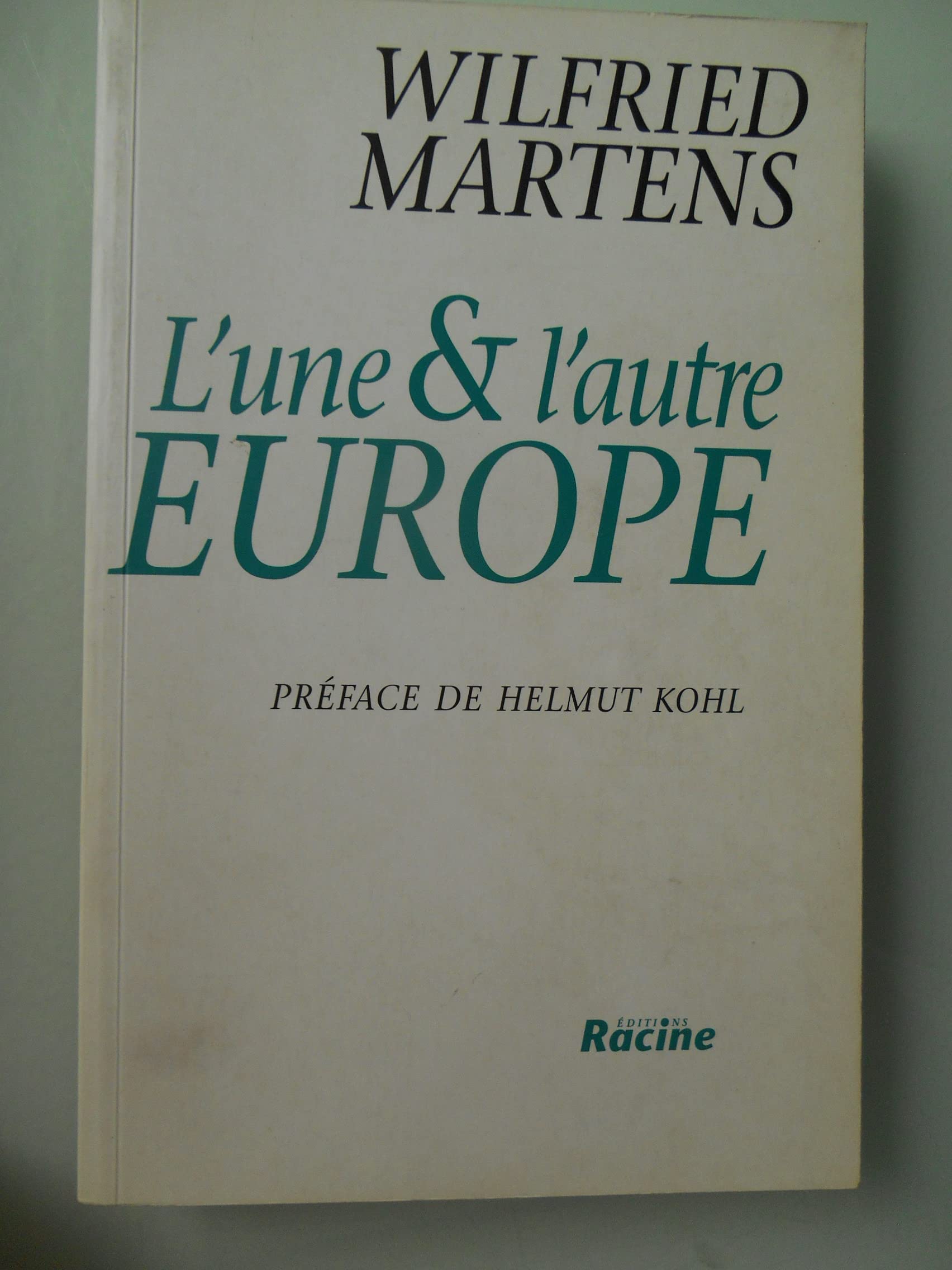 L'une et l'autre Europe : discours européens : 1990-1994 book