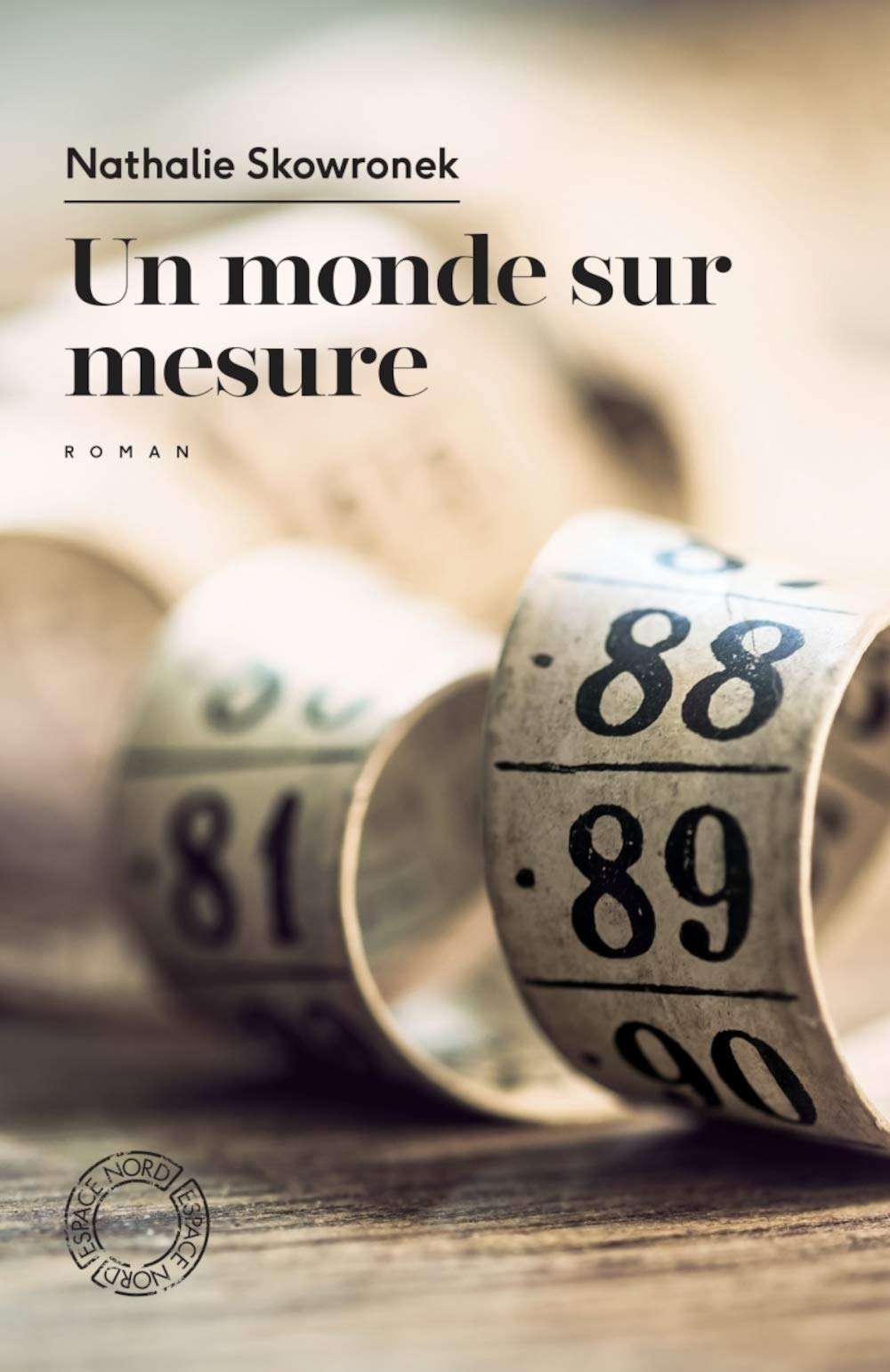 un monde sur mesure book
