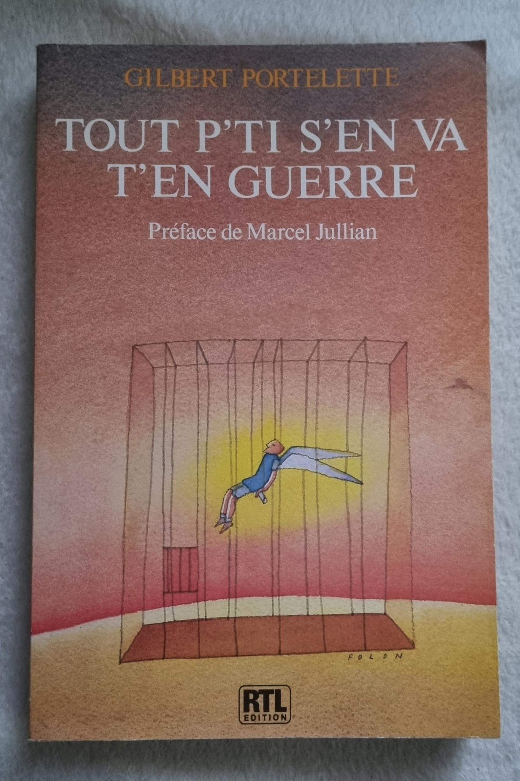 Tout p'ti s'en va-t-en guerre : recit book