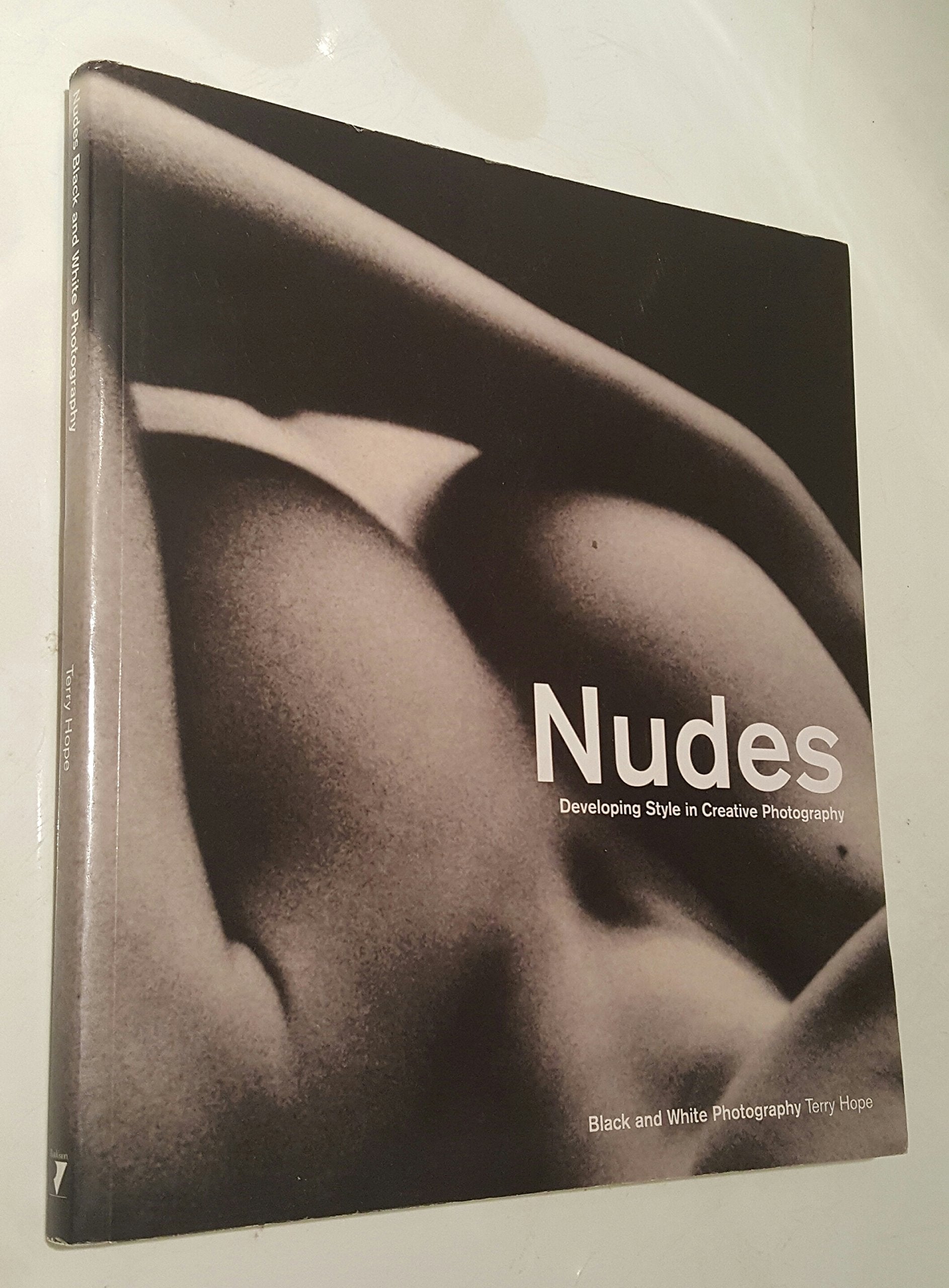 Nudes: Black and White Photography Photography
