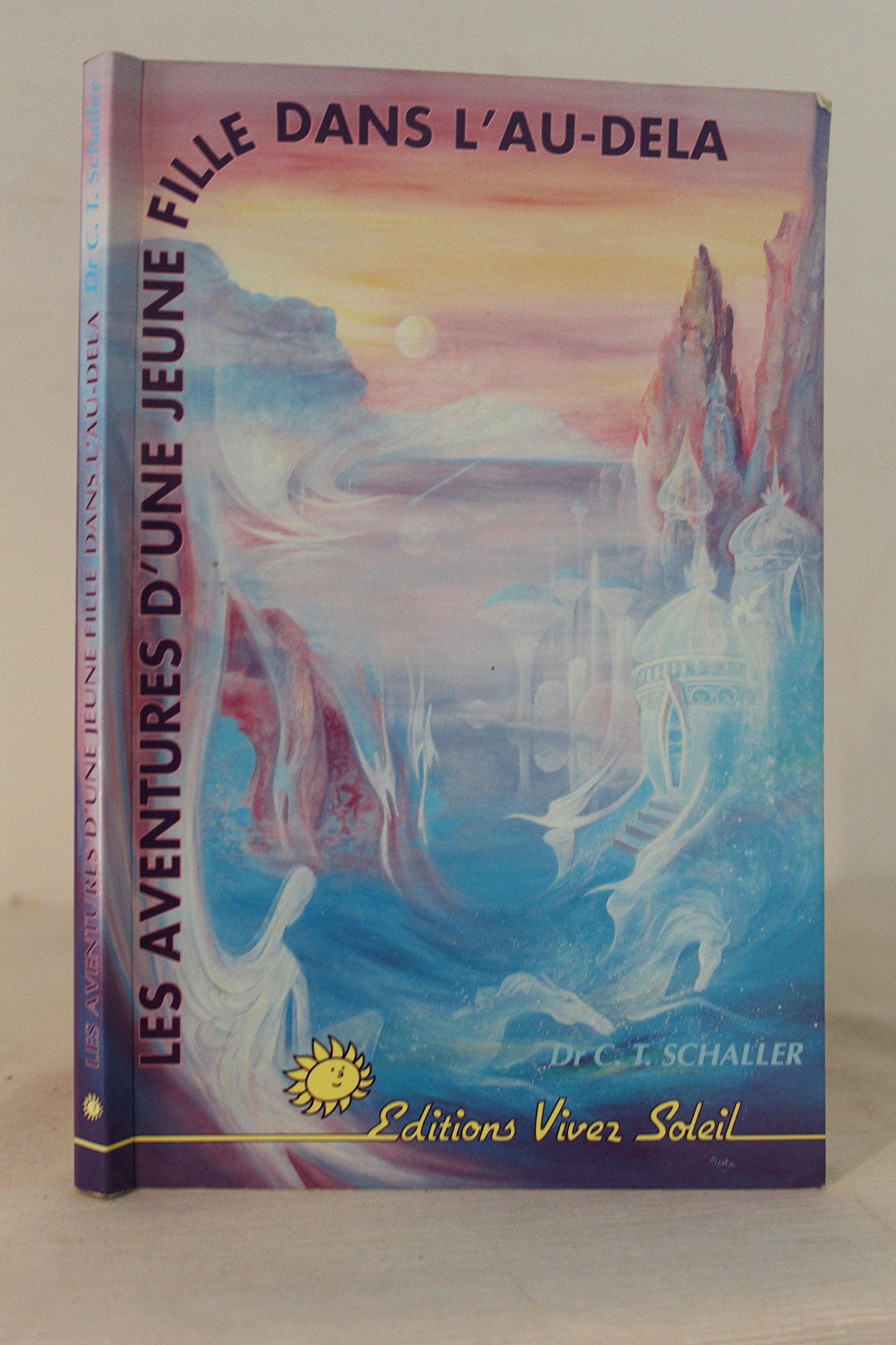 Les aventures d'une jeune fille dans l'au-delà Books