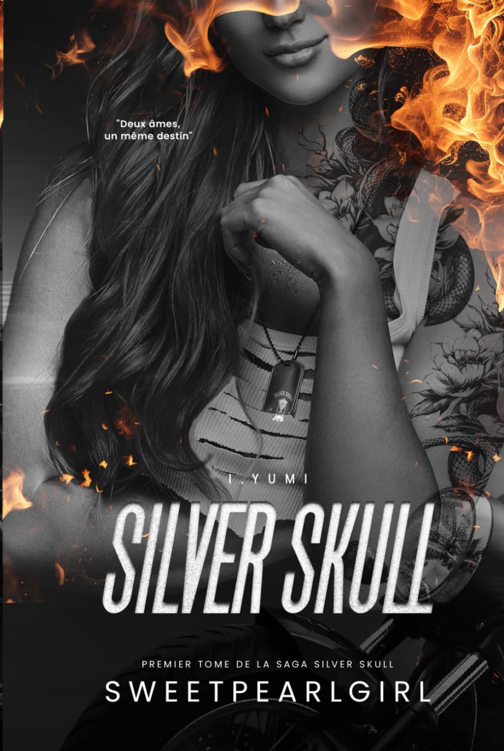 Silver Skull 1: Yumi book