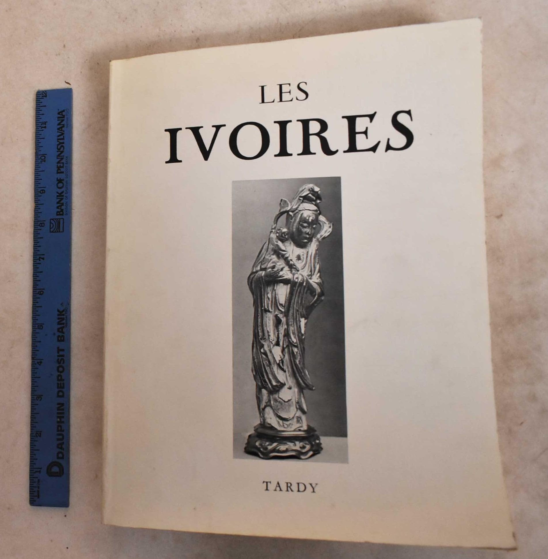 Les Ivoires : 02 : Antiquité, Islam, Inde, Chine, Japon, Afrique noire, Régions polaires, Amérique Books