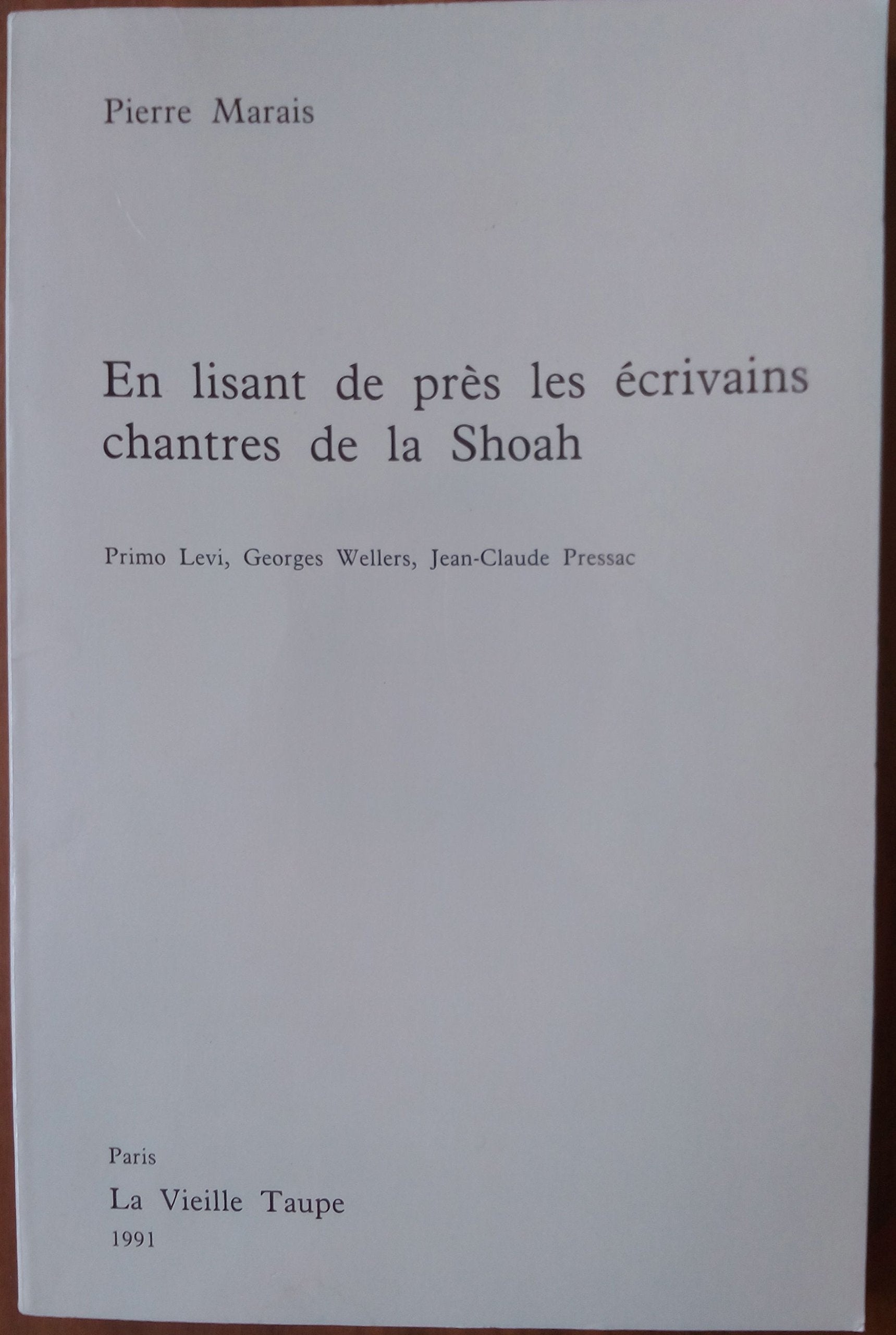 en lisant de pres les ecrivains de la shoah book