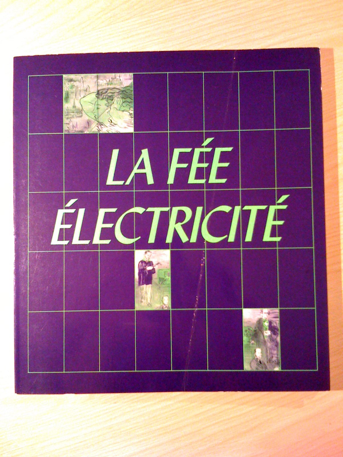 Zigzag parmi les personnages de la Fee electricite Books