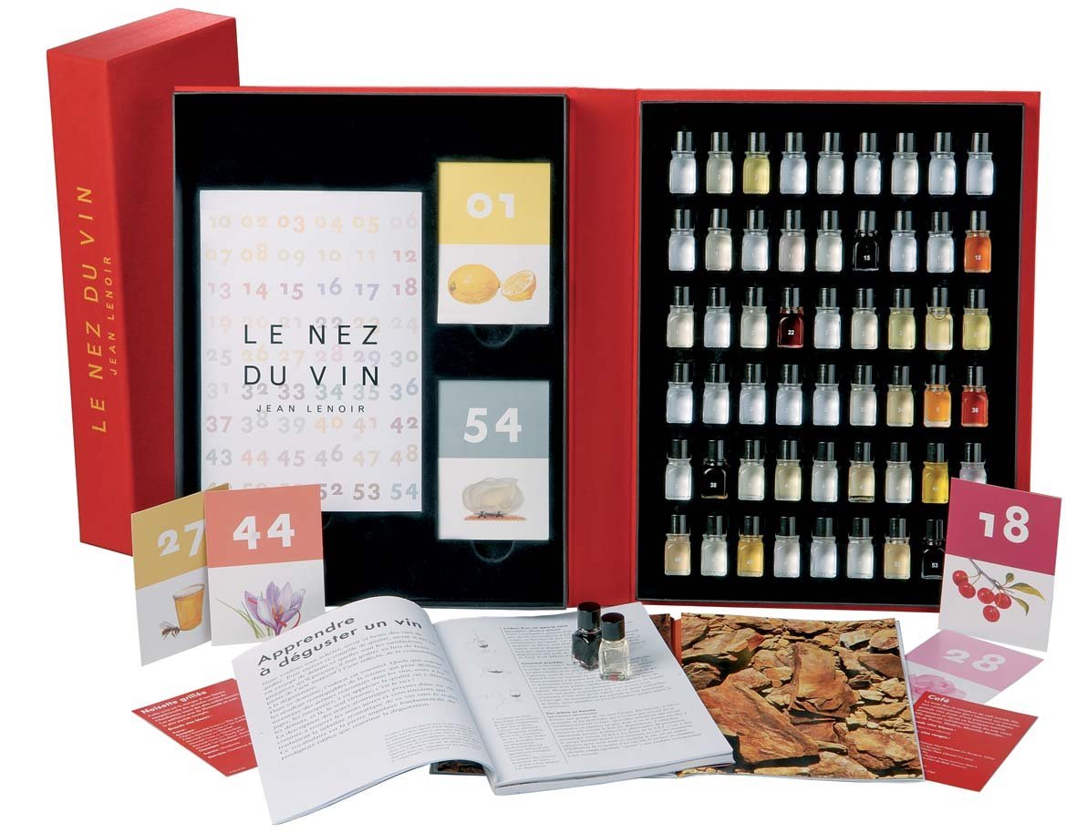 LE NEZ DU VIN 54 ARÔMES FRANÇAIS Books