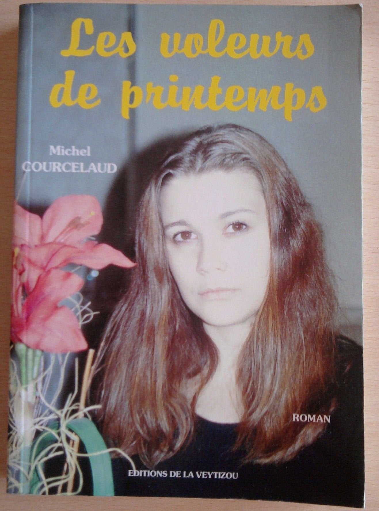 Les voleurs de printemps Books